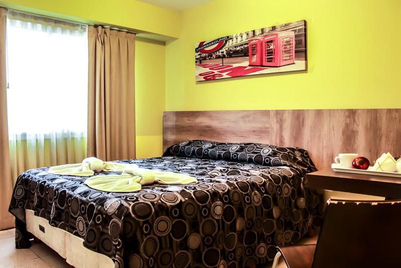 Novum Suites Cordova Esterno foto