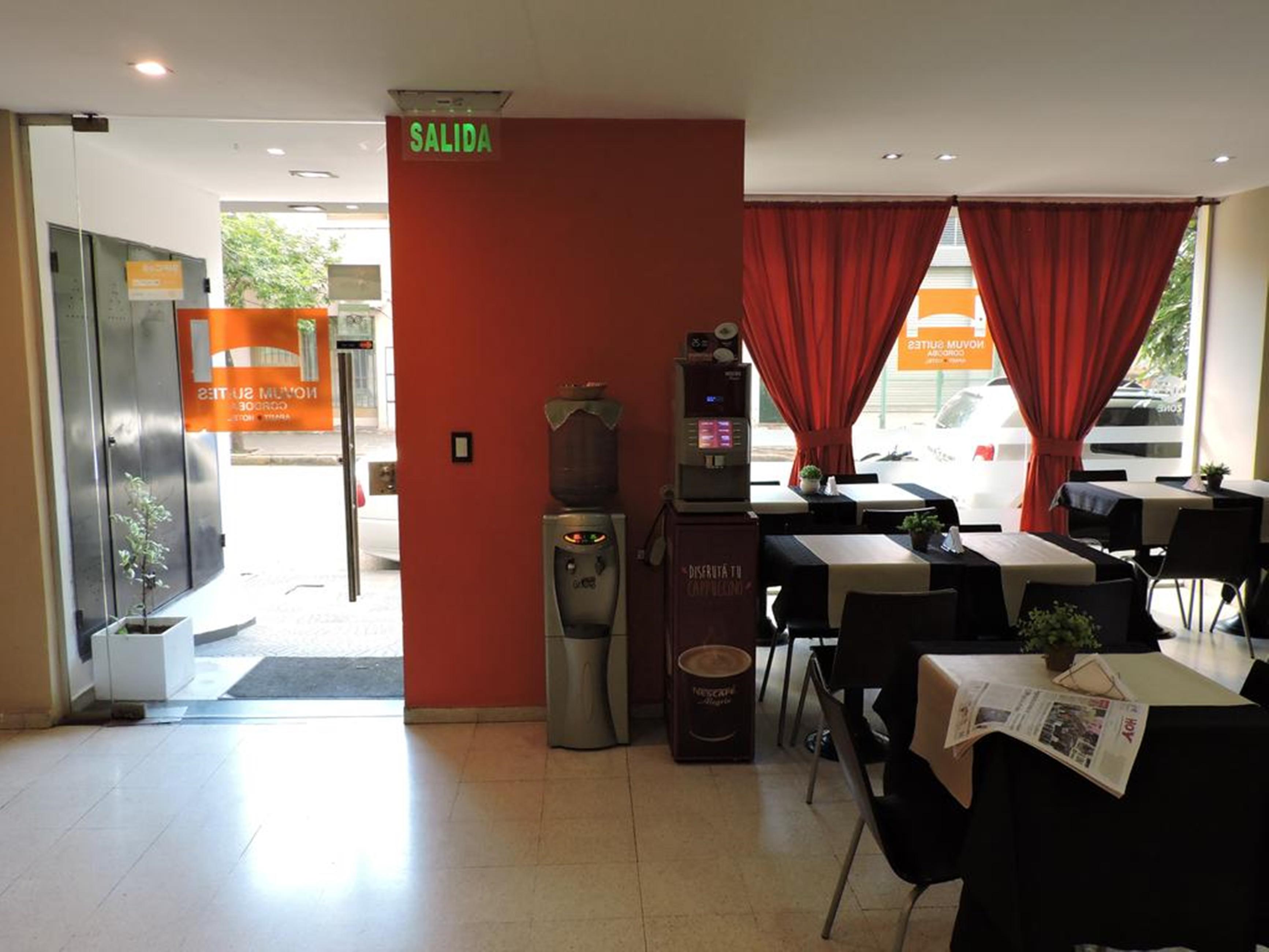 Novum Suites Cordova Esterno foto